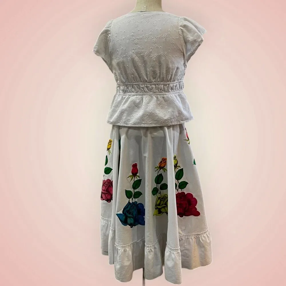 Handmade upcycled White Full Circle Skirt Hand Painted Rose Appliqués, One Size - Picture 2 of 7